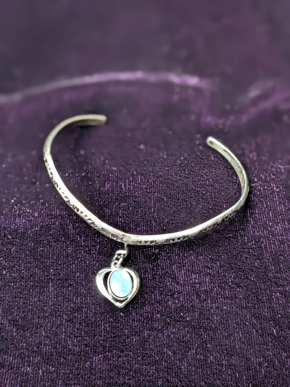 Vintage Mexico Taxco-type Sterling Silver Heart Charm Cuff Bracelet